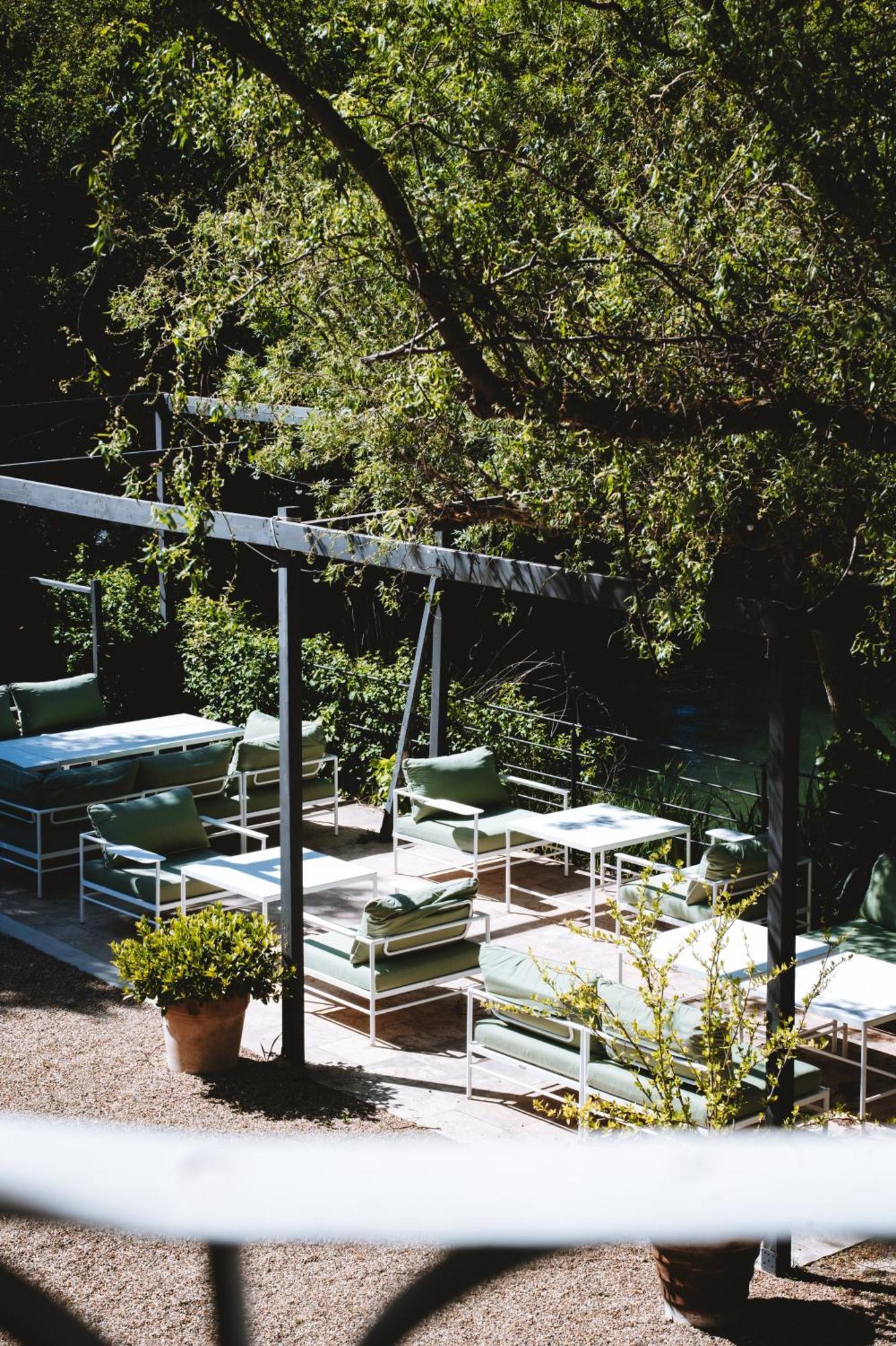 Bastide Rose Hotel Le Thor Buitenkant foto